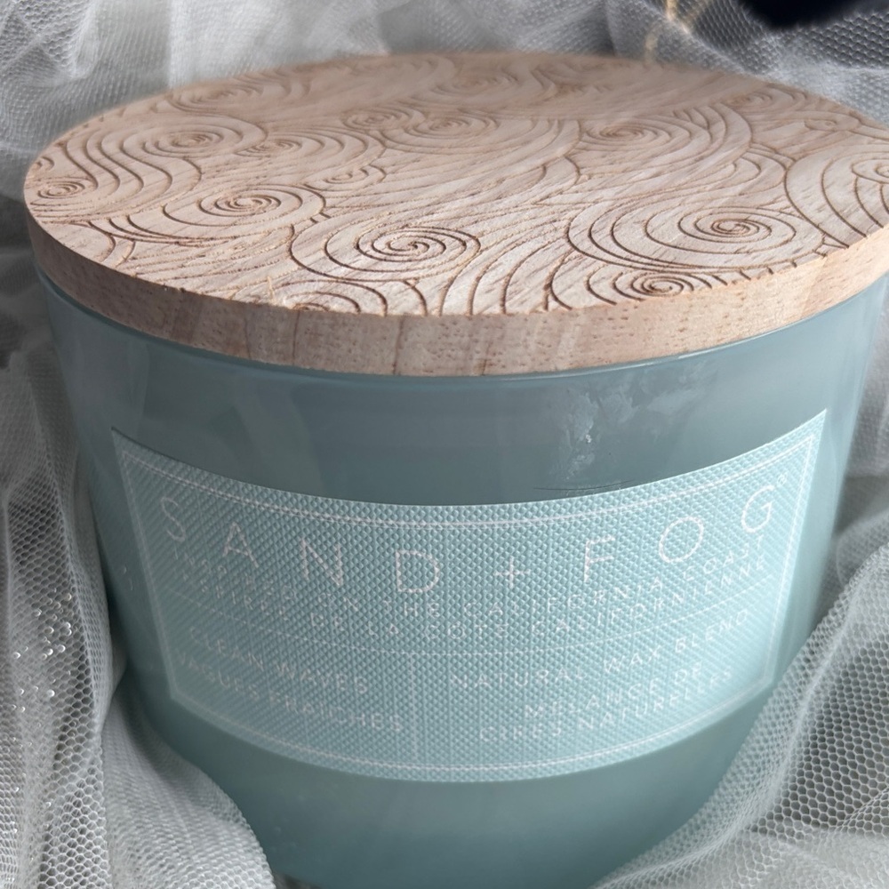 Clean Waves Scented Candle